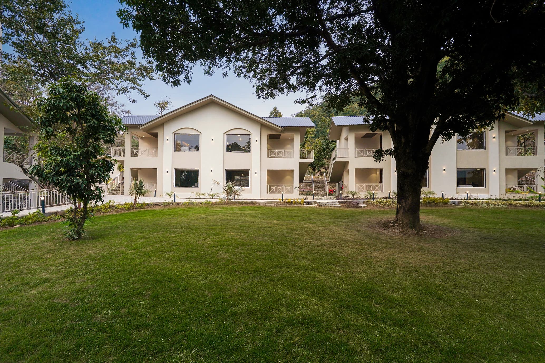 Outdoor lawn venue